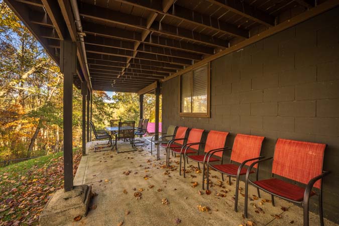 High Point Lodge showcasing indoor amenities
